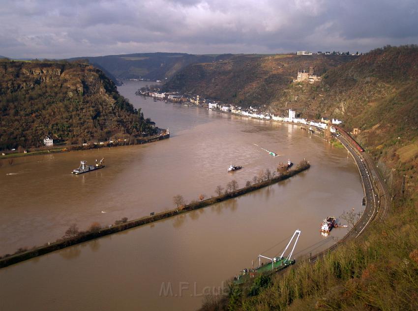 Schiff gesunken St Goarhausen Loreley P098.jpg